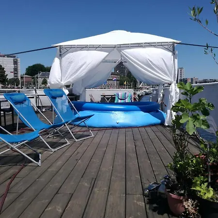 Hotel en barco Quintus Quartier *